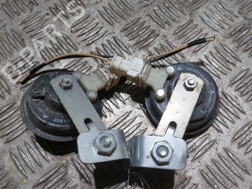 Used Horn Horn DACIA DUSTER (HS_) 1.5 dCi 4x4 (HSMC, HSMD) (110 hp) 21509340 21509340