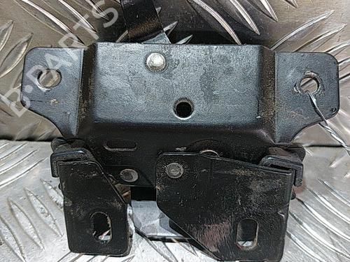 Used Tailgate lock PEUGEOT 106 II (1A_, 1C_) 1.4 i (75 hp) 21506091