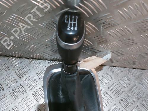 Gear lever RENAULT MEGANE IV Hatchback (B9A/M/N_) 1.5 dCi 110 (B9A3) | BP22397954M90 