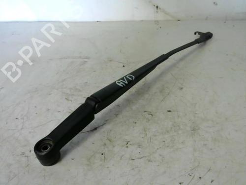 front-windshield-wiper-arm-citroen-c4-grand-picasso-i-ua_-2006-2007-2008-2009-2010-2011-2012-2013-29473872 main image
