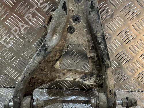 Used Left front suspension arm Left front suspension arm RENAULT MEGANE I (BA0/1_) 1.4 16V (BA0D, BA1H, BA0W, BA10) (95 hp) 21502926 21502926
