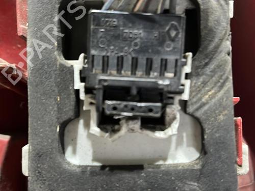 Used Right taillight RENAULT CLIO II (BB_, CB_) 1.5 dCi (B/CB07) (65 hp) 25261248
