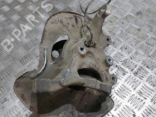 Used Right front steering knuckle Right front steering knuckle MERCEDES-BENZ C-CLASS T-Model (S203) C 220 CDI (203.208) (150 hp) 21505525 21505525