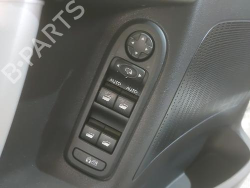 Left front door CITROËN C3 II (SC_) 1.6 HDi | BP27676833C2 