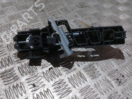 Used Front right exterior door handle Front right exterior door handle FORD FIESTA VI (CB1, CCN) 1.4 TDCi (70 hp) 21509635 21509635