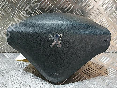 Used Driver airbag PEUGEOT 207 (WA_, WC_) 1.4 HDi (68 hp) 21515036