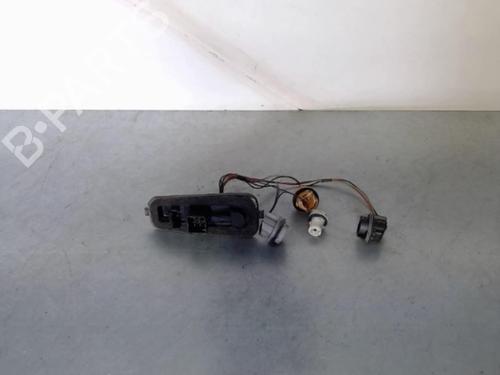 Used Lamp holder FORD FIESTA V (JH_, JD_) 1.4 TDCi (68 hp) 28620392