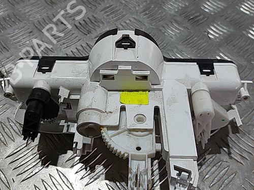 Used Climate control Climate control RENAULT CLIO III (BR0/1, CR0/1) 1.5 dCi (C/BR0G, C/BR1G) (68 hp) 21514518 21514518