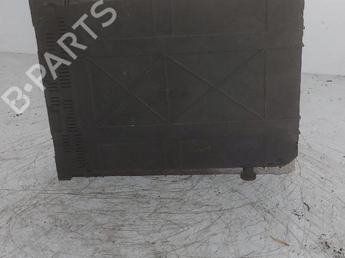 Used Fuse box Fuse box 35917359 35917359