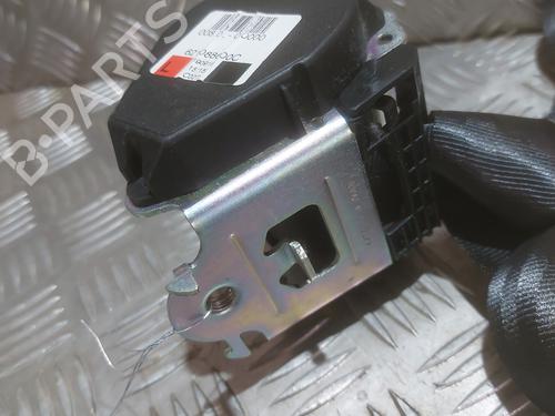 front-left-seatbelt-dacia-sandero-ii-2012-31040537 main image