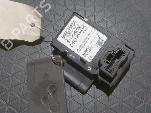 Used Card reader RENAULT MEGANE II (BM0/1_, CM0/1_) 1.5 dCi (BM1E, CM1E) (106 hp) 24978979