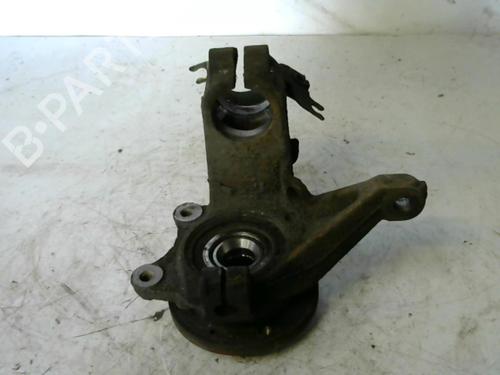 Used Right front steering knuckle CITROËN XSARA (N1) 1.4 i (75 hp) 26236337