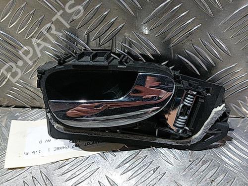 Used Front right interior door handle Front right interior door handle PEUGEOT 307 (3A/C) 1.6 16V (109 hp) 21511167 21511167