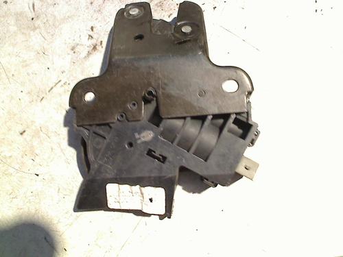 Used Tailgate lock VW PASSAT B6 (3C2) 1.9 TDI (105 hp) 21927358
