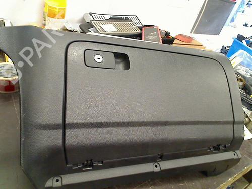 Used Glove box VW GOLF VI (5K1) 2.0 R 4motion (265 hp) 21911212