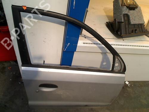 Used Right front door HYUNDAI ATOS (MX) 1.1 (63 hp) 21918946