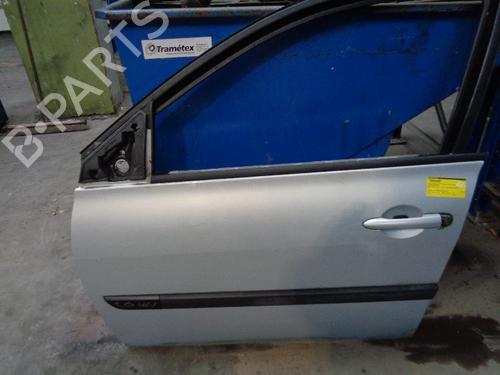 Used Left front door RENAULT MEGANE II Estate (KM0/1_) 1.6 (113 hp) 21908553