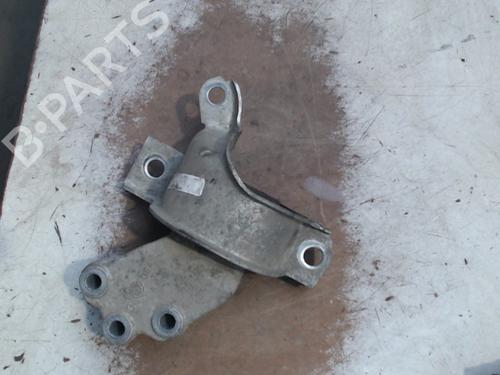 Used Engine mount FIAT PANDA (169_) 1.2 (169.AXB11, 169.AXB1A) (60 hp) 21943051