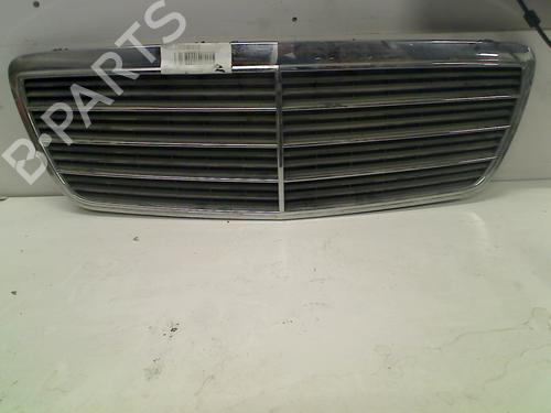 Grill MERCEDES-BENZ E-CLASS (W210) E 200 CDI (210.007) (102 hp) 21912362