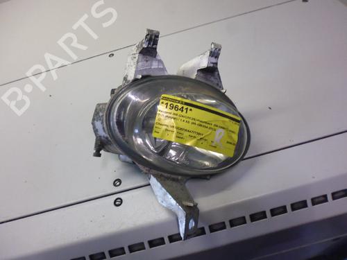 Used Right front fog light PEUGEOT 206 Hatchback (2A/C) 1.4 i (75 hp) 21906303
