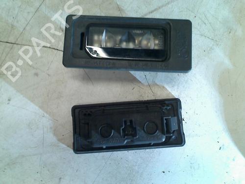 Used Licence plate light VW GOLF SPORTSVAN VII (AM1, AN1) 1.4 TSI (125 hp) 21930037