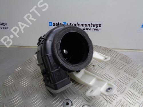 Used Heater blower motor TOYOTA YARIS (_P21_, _PA1_, _PH1_) 1.5 Hybrid (MXPH10, MXPH11) (116 hp) 23012201