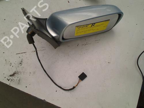 Used Right mirror TOYOTA YARIS (_P1_) 1.3 (SCP12_, SCP13_, SCP12R, SCP13R) (87 hp) 21910562
