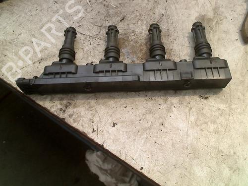 Used Ignition coil OPEL MERIVA A MPV (X03) 1.4 16V Twinport (E75) (90 hp) 21931885