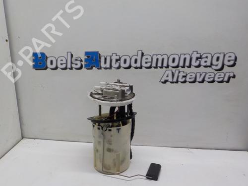 Used Fuel pump FIAT FIORINO Box Body/MPV (225_) 1.3 D Multijet (225BXD1A, 225BXB1A, 225BXB11) (75 hp) 23008549
