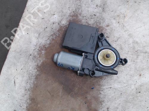 Right front window motor VW TOURAN (1T1, 1T2) 1.4 TSI | BP21942282E20 