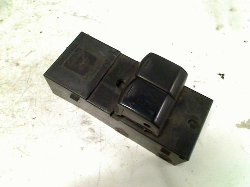 Used Switch NISSAN MICRA III (K12) 1.0 16V (65 hp) 21929813