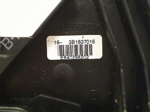 Høyre foran lås VW POLO (9N_, 9A_) 1.4 16V (75 hp) 21923805