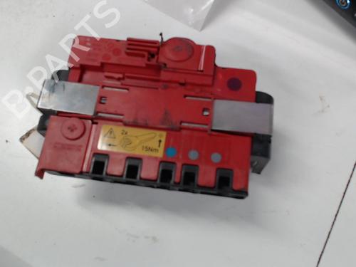 Used Fuse box BMW 1 (F20) 120 d (163 hp) 21936214