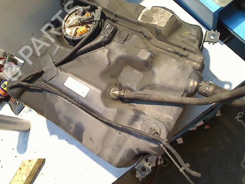Used Fuel tank VOLVO C30 (533) 1.6 D (109 hp) 21913571
