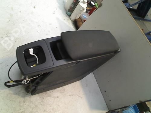 Used Armrest / Center console RENAULT SCÉNIC III (JZ0/1_) 1.4 16V (JZ0F, JZ1V) (131 hp) 21922870