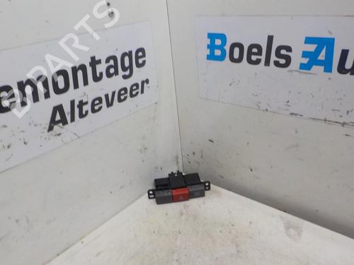 Used Warning switch DAIHATSU CUORE VII (L275_, L285_, L276_) 1.0 (L276) (70 hp) 23005361