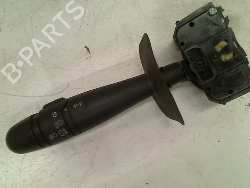 Licht + Raw Schakelaar RENAULT SCÉNIC I MPV (JA0/1_, FA0_) 1.6 (JA00, JA16, JA15, JA19, JA1V, JA2B, JA2C, JA0B,... (107 hp) 21928557