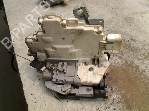 Used Front right lock SEAT LEON (1P1) 2.0 TFSI (240 hp) 21933432