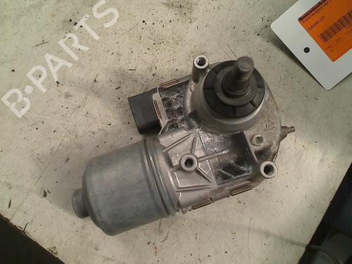 Used Front wiper motor FORD FOCUS III 1.0 EcoBoost (100 hp) 21921669