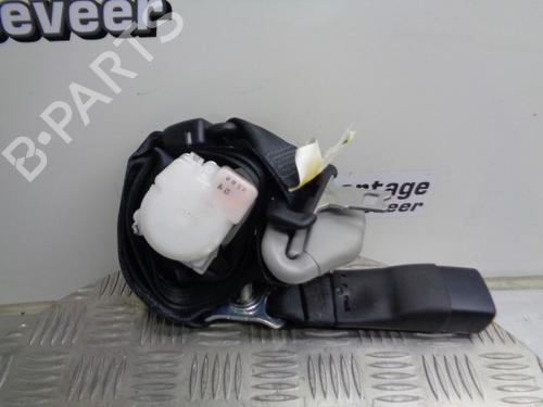 Used Rear center seatbelt TOYOTA YARIS (_P13_) 1.0 (KSP130_, KSP130) (69 hp) 23011331