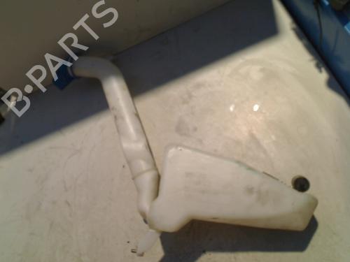 Used Windscreen washer tank VW POLO (9N_, 9A_) 1.2 12V (64 hp) 21912506