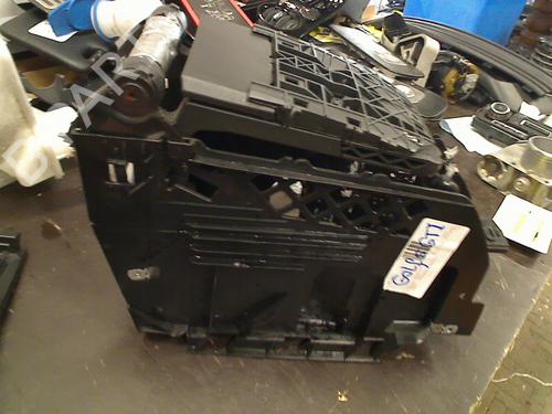 Used Armrest / Center console VW GOLF V (1K1) 2.0 GTI (200 hp) 21911197