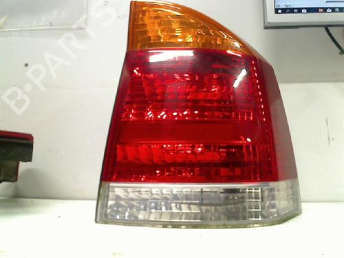 Used Right taillight OPEL VECTRA C (Z02) 1.8 16V (122 hp) 21912565