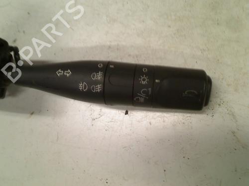 Used Steering column stalk PEUGEOT 106 II (1A_, 1C_) 1.4 i (75 hp) 21928197