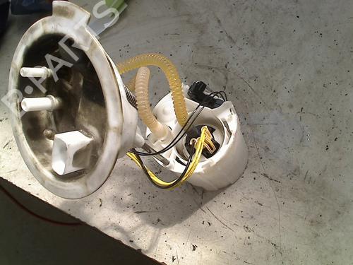 Used Fuel pump BMW 4 Gran Coupe (F36) 420 d (190 hp) 21929943