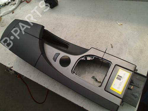 Used Armrest / Center console BMW 5 Touring (E61) 520 d (163 hp) 21914662