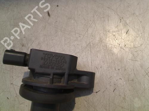 Used Ignition coil TOYOTA YARIS (_P1_) 1.0 (SCP10_, SCP10R) (68 hp) 21928042