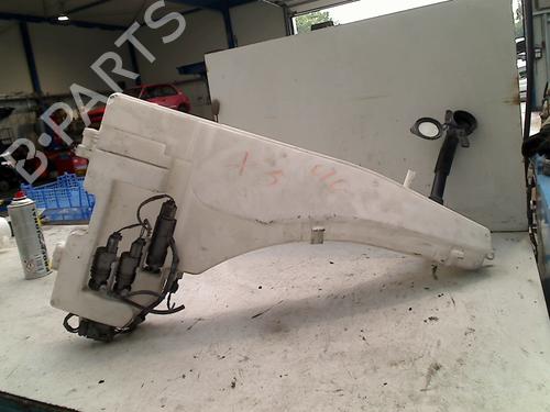 Used Windscreen washer tank BMW X5 (E70) xDrive 35 d (286 hp) 21916836