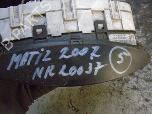 Display CHEVROLET MATIZ (M200, M250) 1.0 (67 hp) 23003577