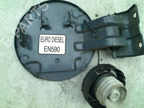 Fuel flap MITSUBISHI GRANDIS (NA_W) 2.0 DI-D (NA8W) | BP21914077C131 